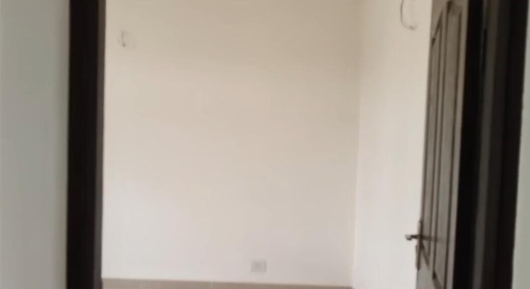Independent House / Villa